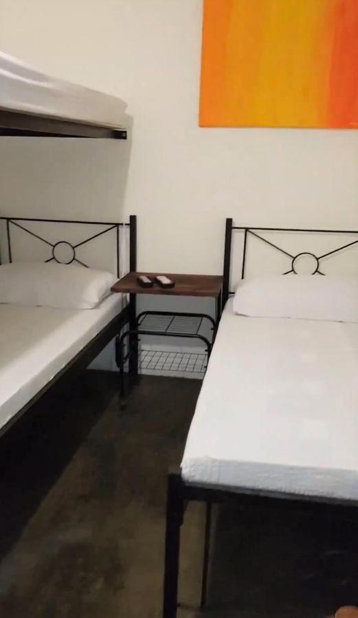 Hostel Dodero 利比里亚 外观 照片