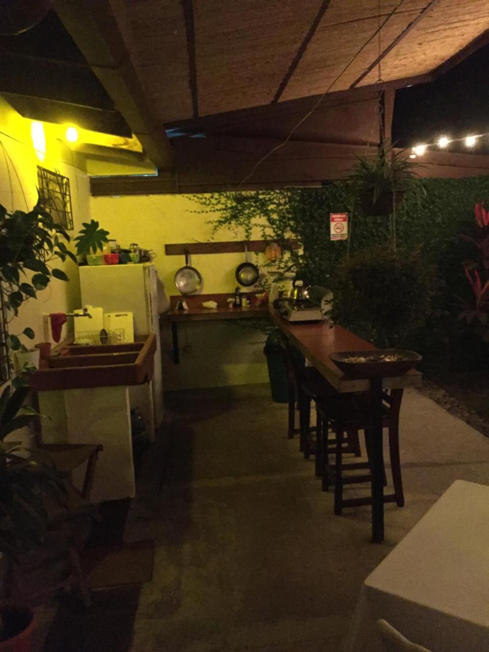 Hostel Dodero 利比里亚 外观 照片